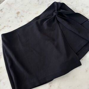 Alice & Olivia Randa tie waste skort | Black | Size 8